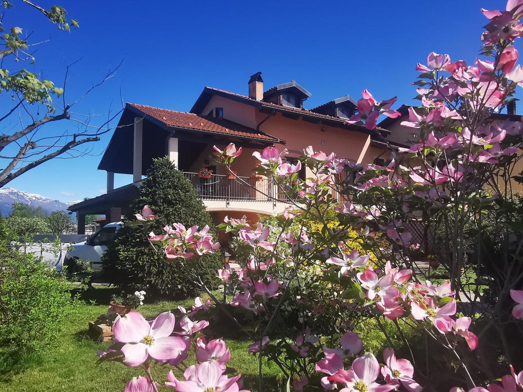 Orto Del Pettirosso Apartment Front Екстериор снимка